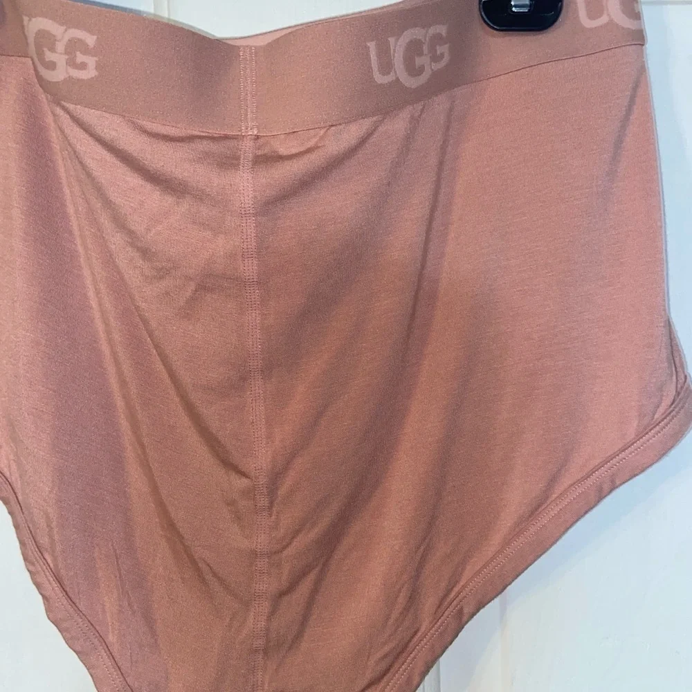 UGG High-Waist Briefs cheeky boy short in Dusty Rose Mauve